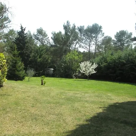 Appartement T3 Dans Propriete De 5000M2 Avec Piscine Venelles Extérieur photo